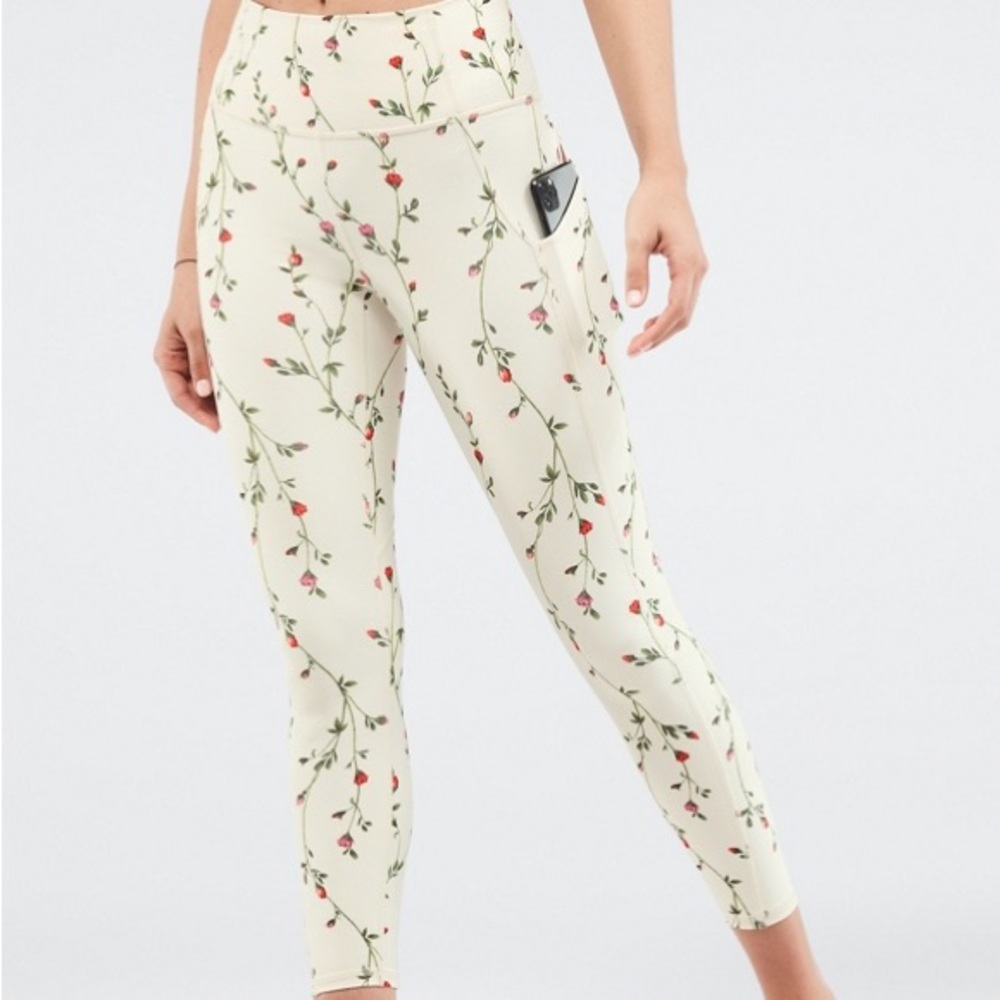 SOLD Fabletics PureLuxe Leggings